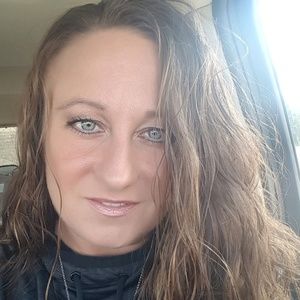 Meet your Posher, Melynda